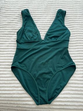Andie Swim Deep V-Neck One Piece